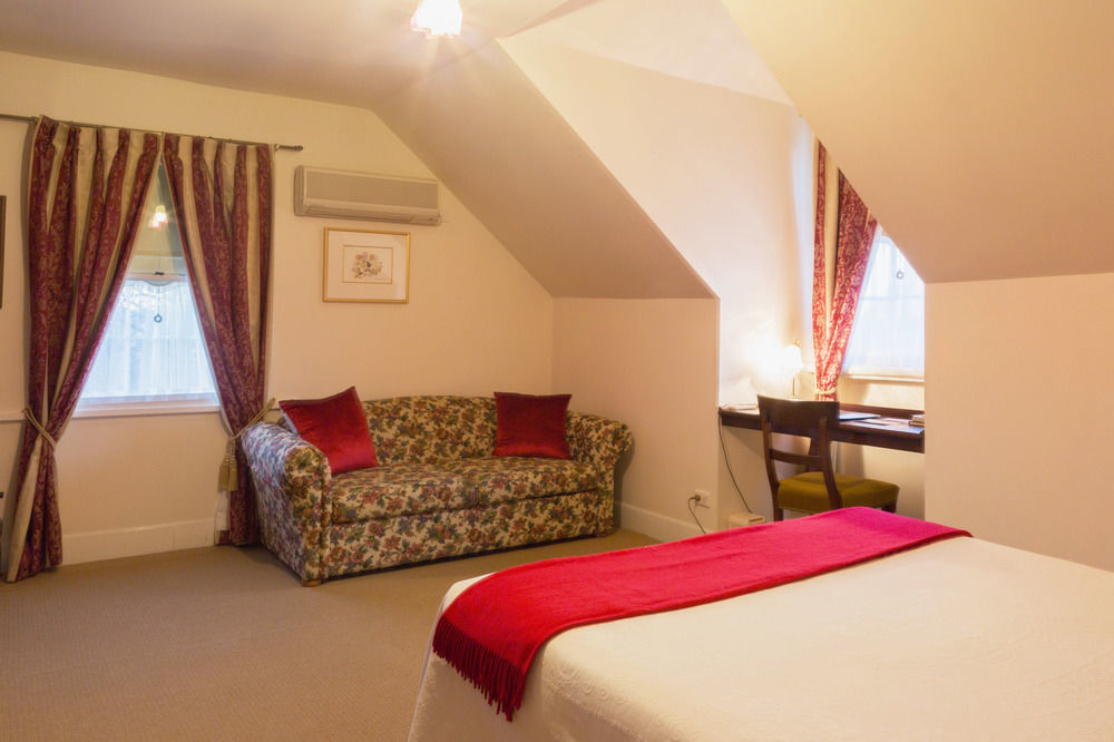 The Racecourse Inn Longford Ngoại thất bức ảnh