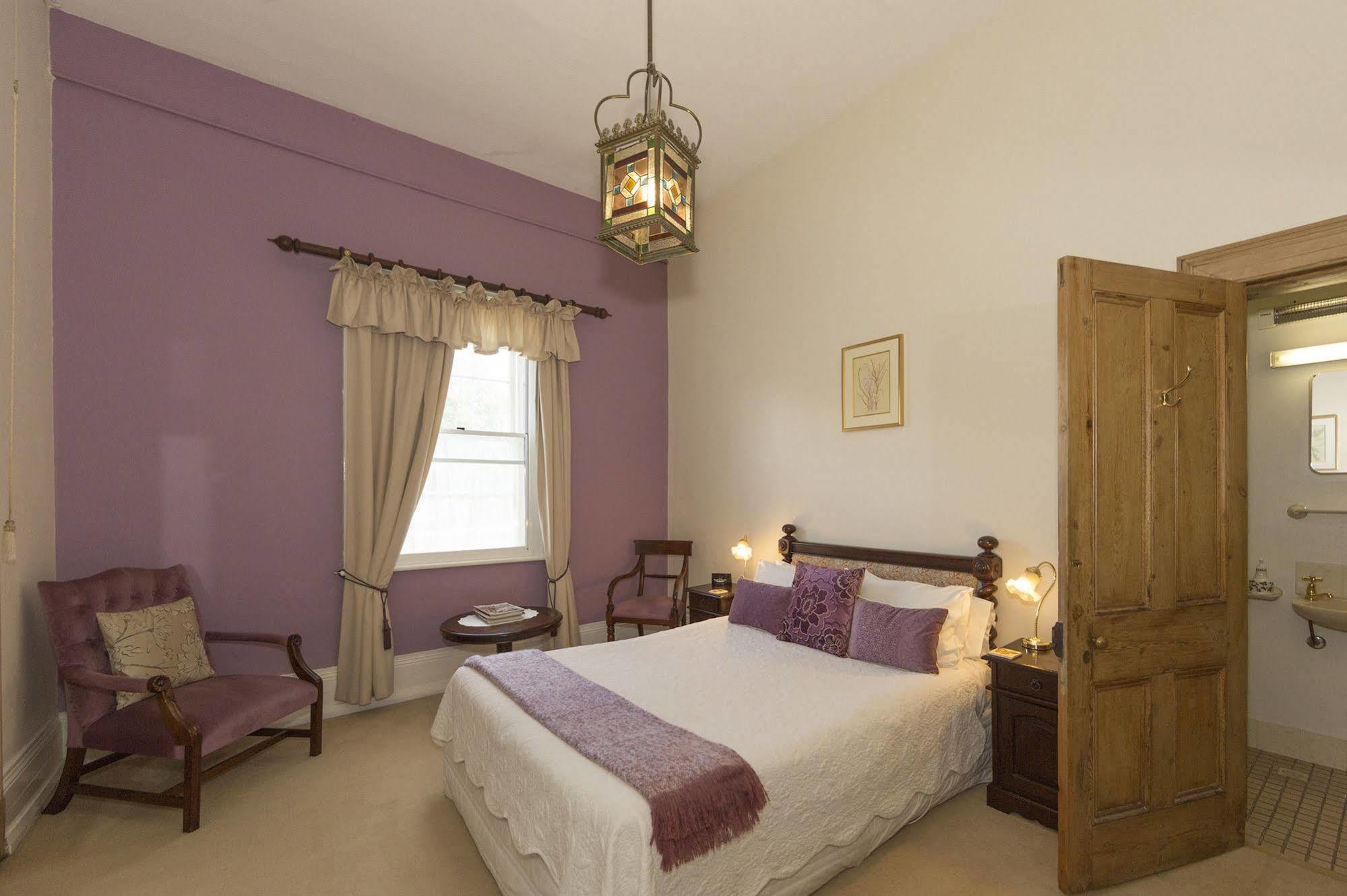 The Racecourse Inn Longford Ngoại thất bức ảnh